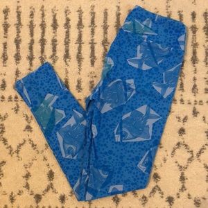 LuLaRoe Fish Leggings One Size - New